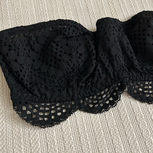 Victoria Secret black strapless bralette - Picture 4 of 6